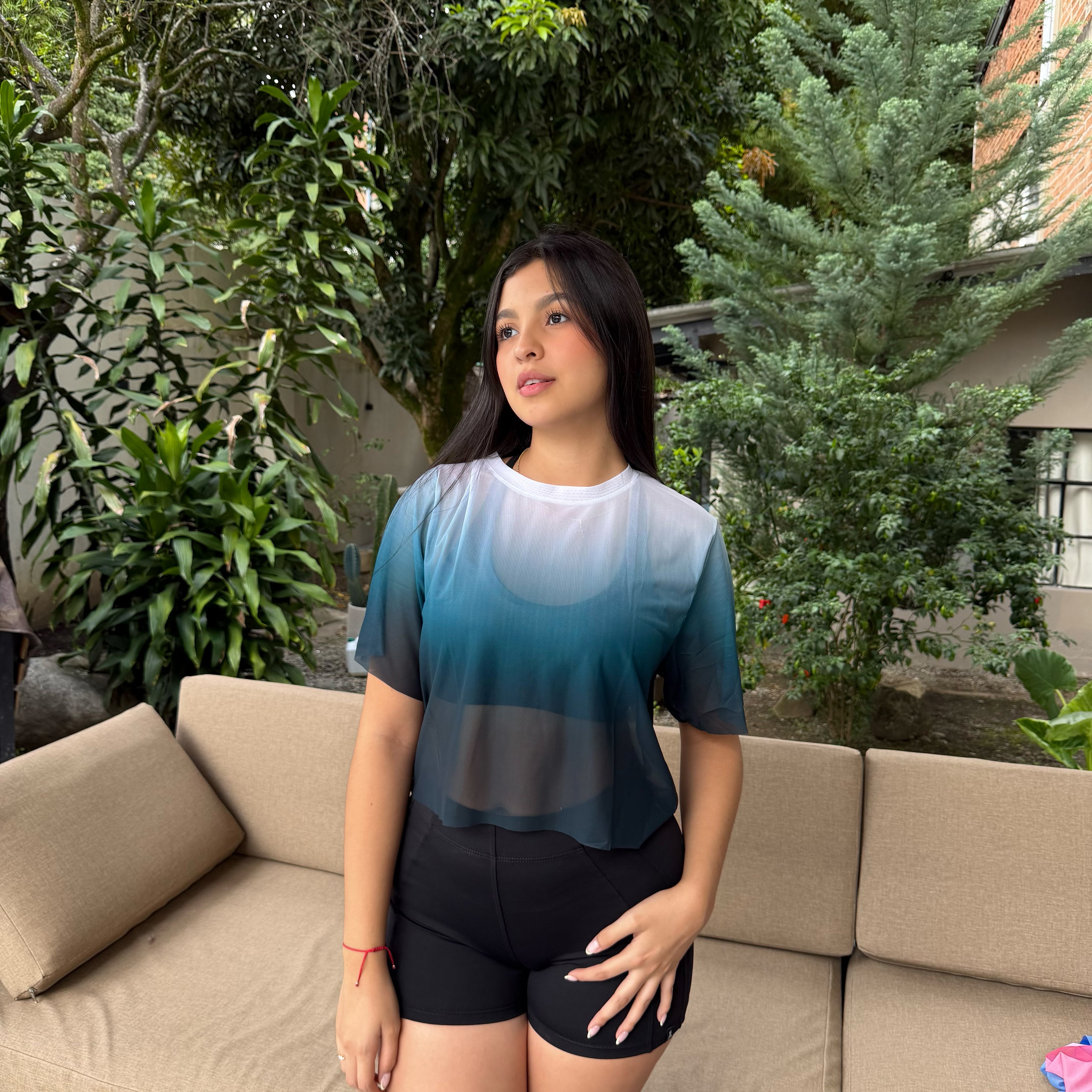 CROPTOP CON MANGAS MALLA DAMA