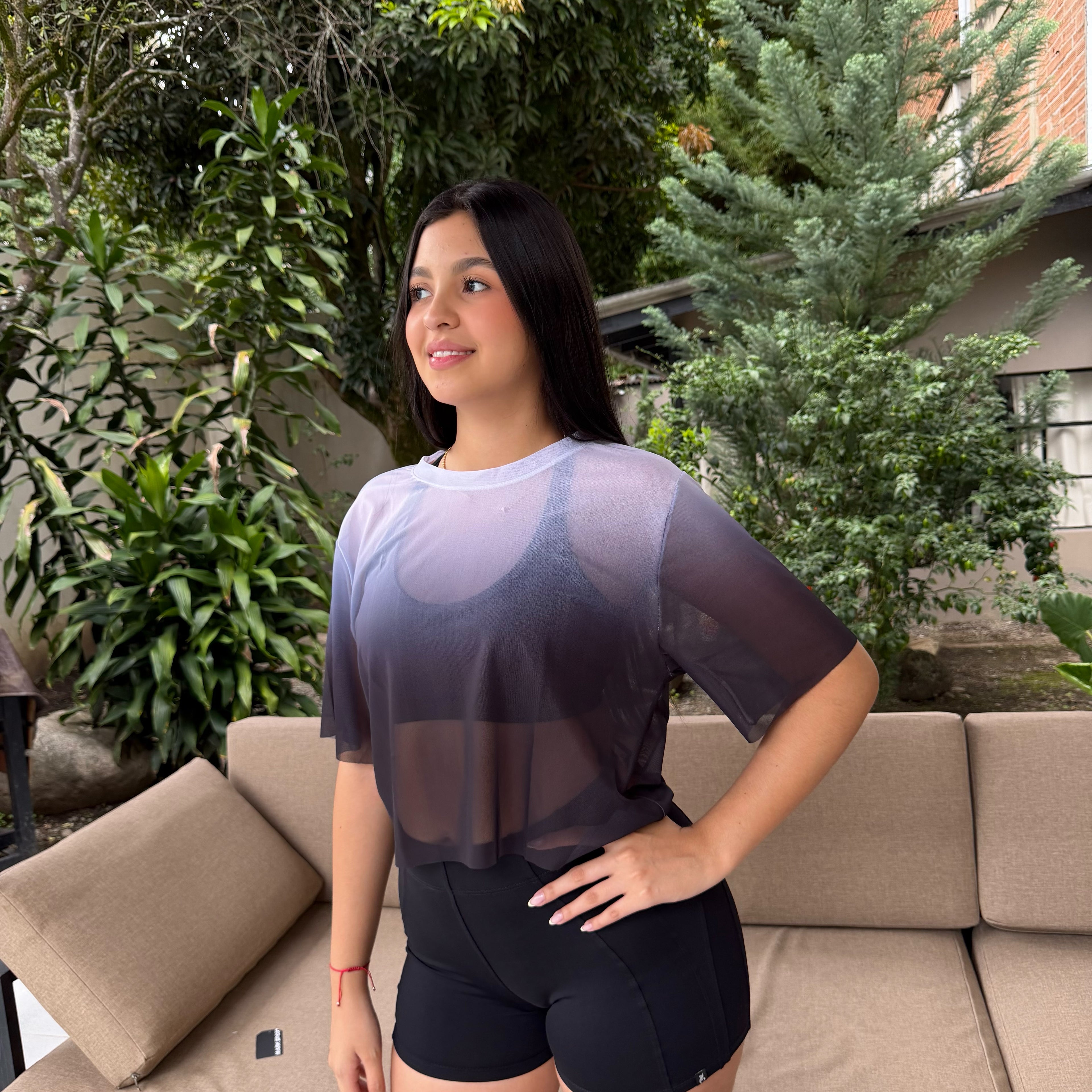 CROPTOP CON MANGAS MALLA DAMA