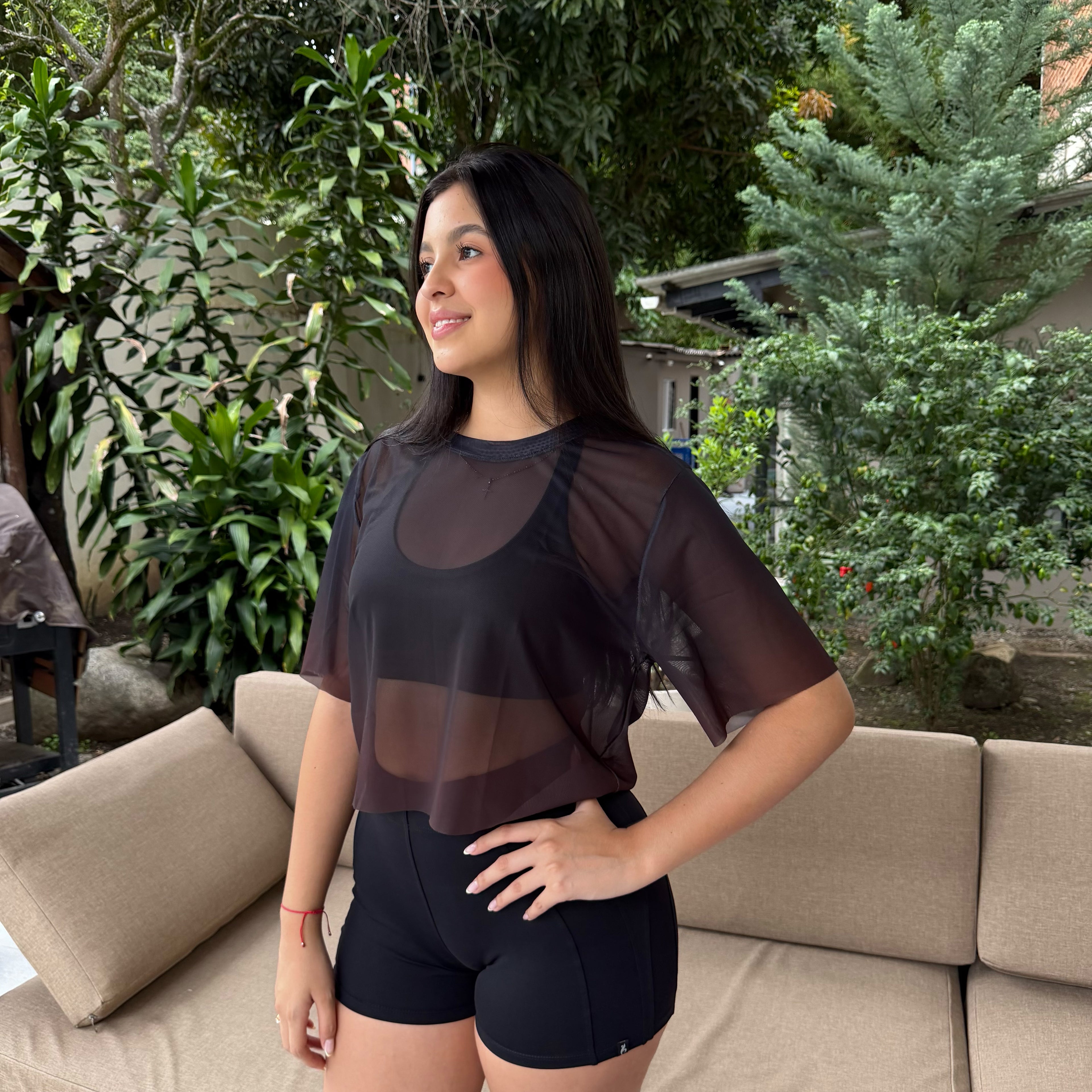 CROPTOP CON MANGAS MALLA DAMA