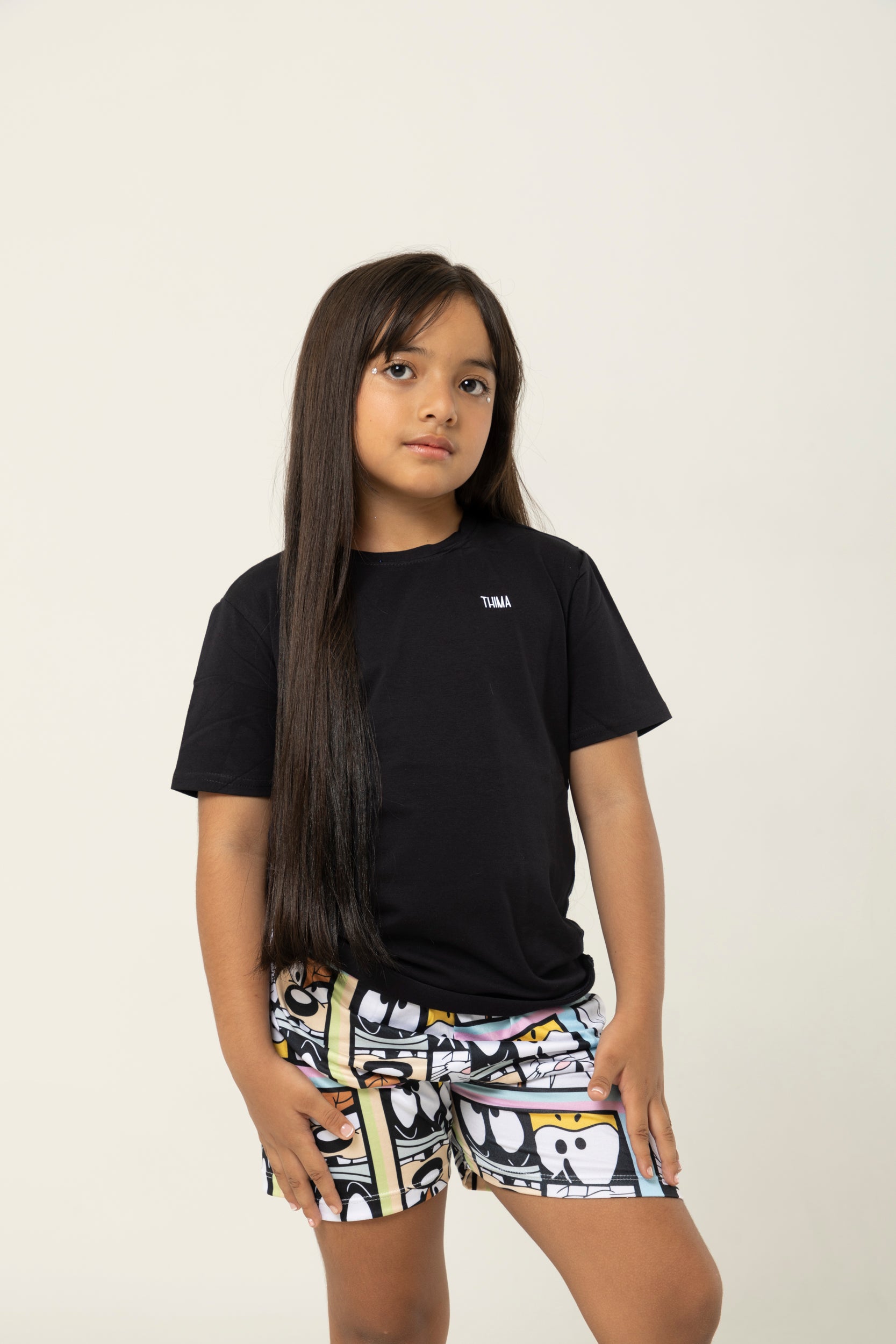 SHORT KIDS LOONEY TUNES